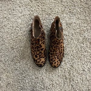 Leopard print ankle boots